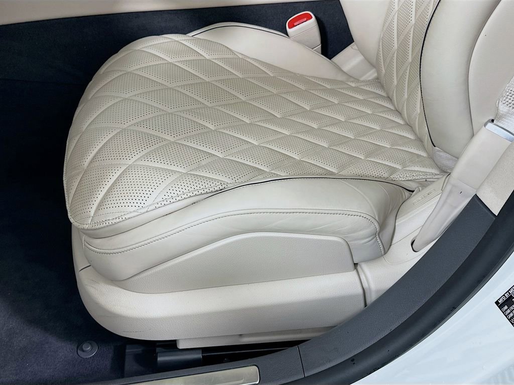 Used 2023 Mercedes-Benz S 500 4MATIC w/ Warmth & Comfort Package image 20
