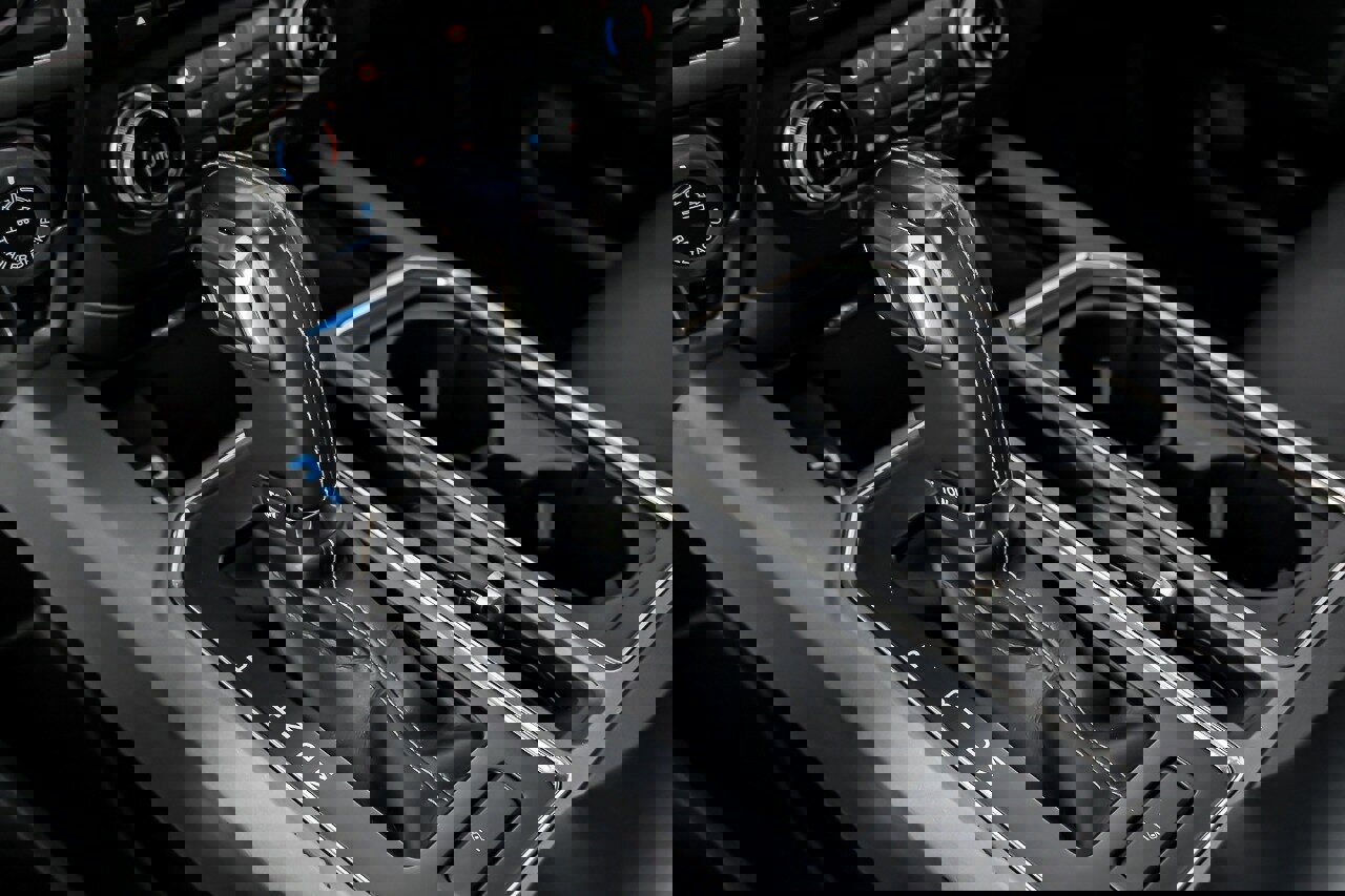 Used 2018 Ford F150 Raptor w/ Equipment Group 802A Luxury image 33