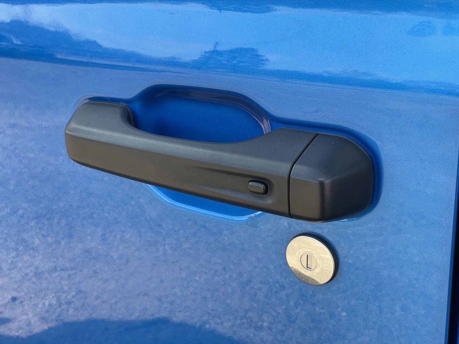 Used 2024 Jeep Wrangler Sahara w/ Safety Group image 31