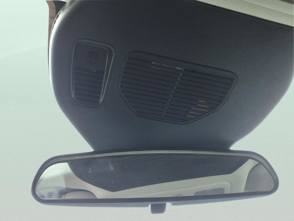 Used 2022 Ford Escape SE w/ Cold Weather Package image 26