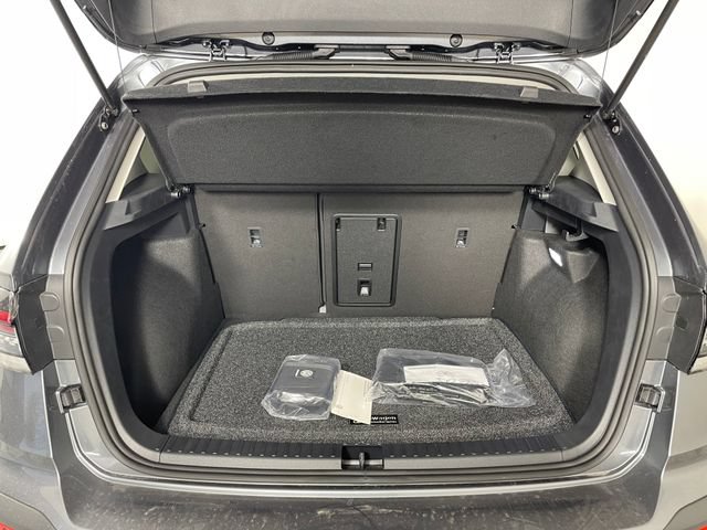 New 2026 Volkswagen Taos SEL AWD/4WD image 7