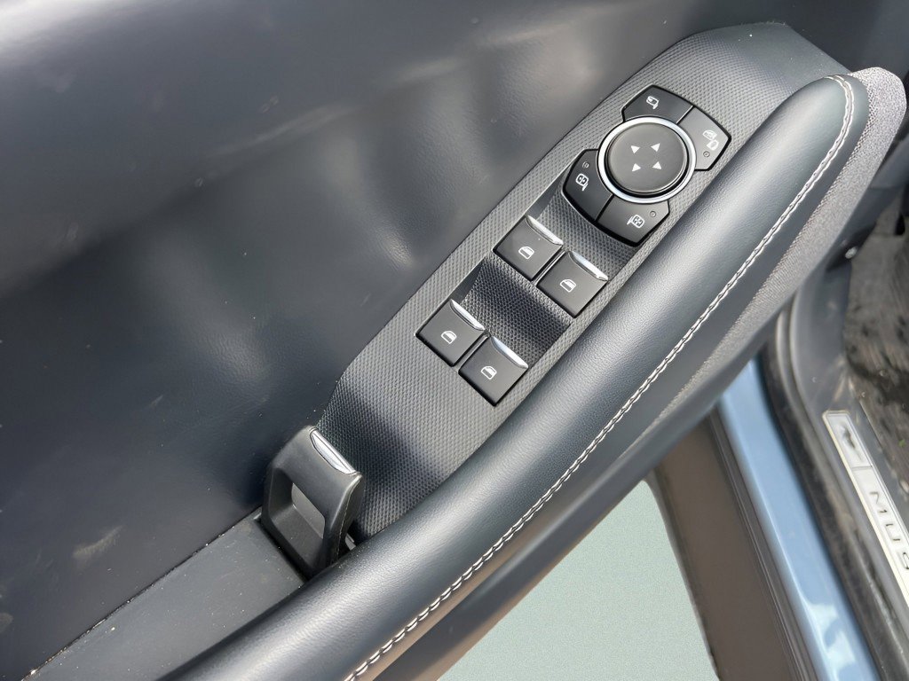 Used 2023 Ford Mustang Mach-E Premium image 22