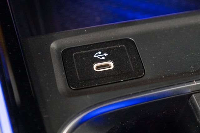New 2026 Mercedes-Benz GLB 250 4MATIC image 26