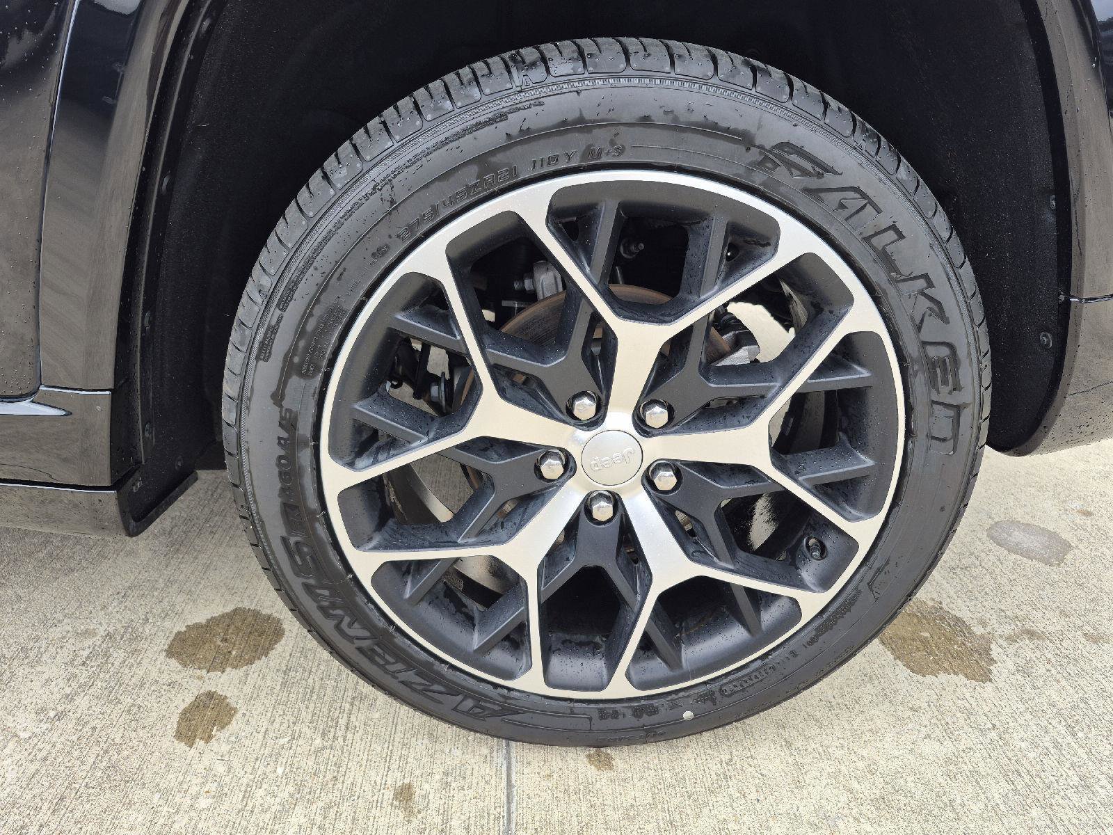 Used 2023 Jeep Grand Cherokee Summit image 13