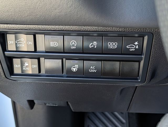 Certified 2025 Toyota Tundra Platinum image 25