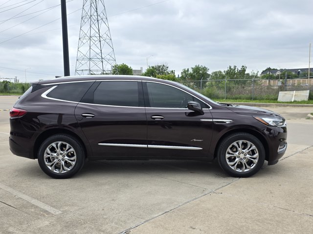 Used 2020 Buick Enclave Avenir w/ Avenir Technology Package FWD image 4