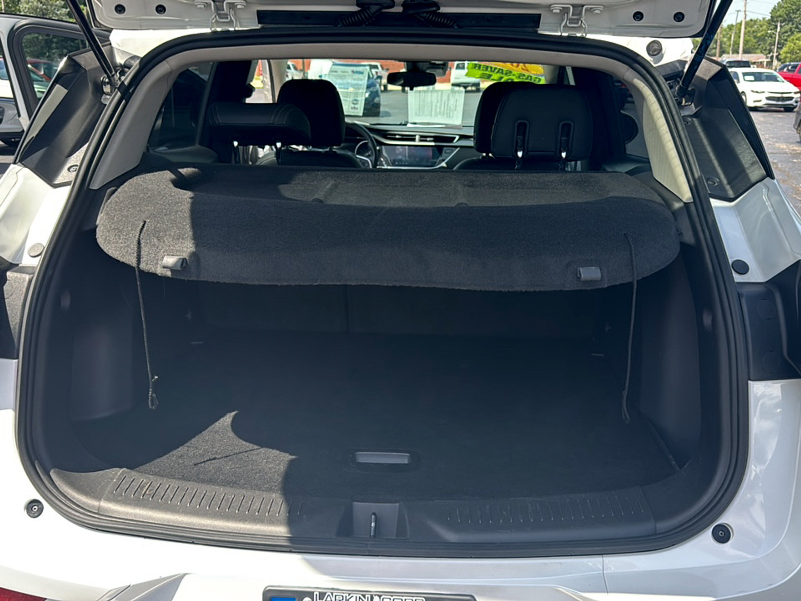 Used 2022 Buick Encore GX Preferred w/ Sport Touring Package FWD image 22