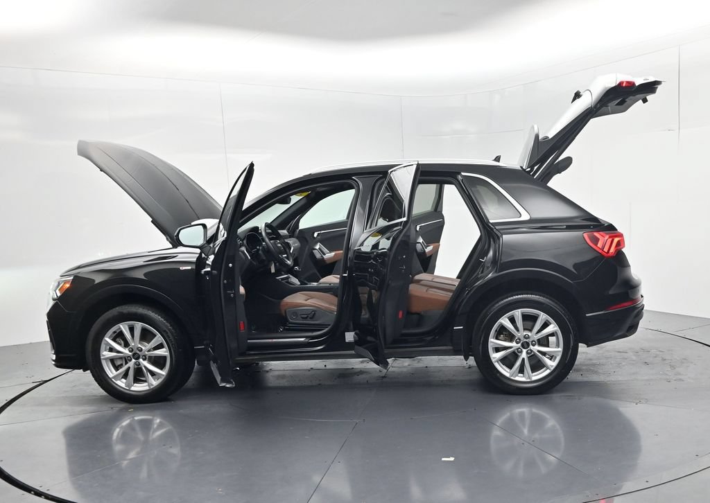 Used 2025 Audi Q3 2.0T Premium AWD/4WD image 58