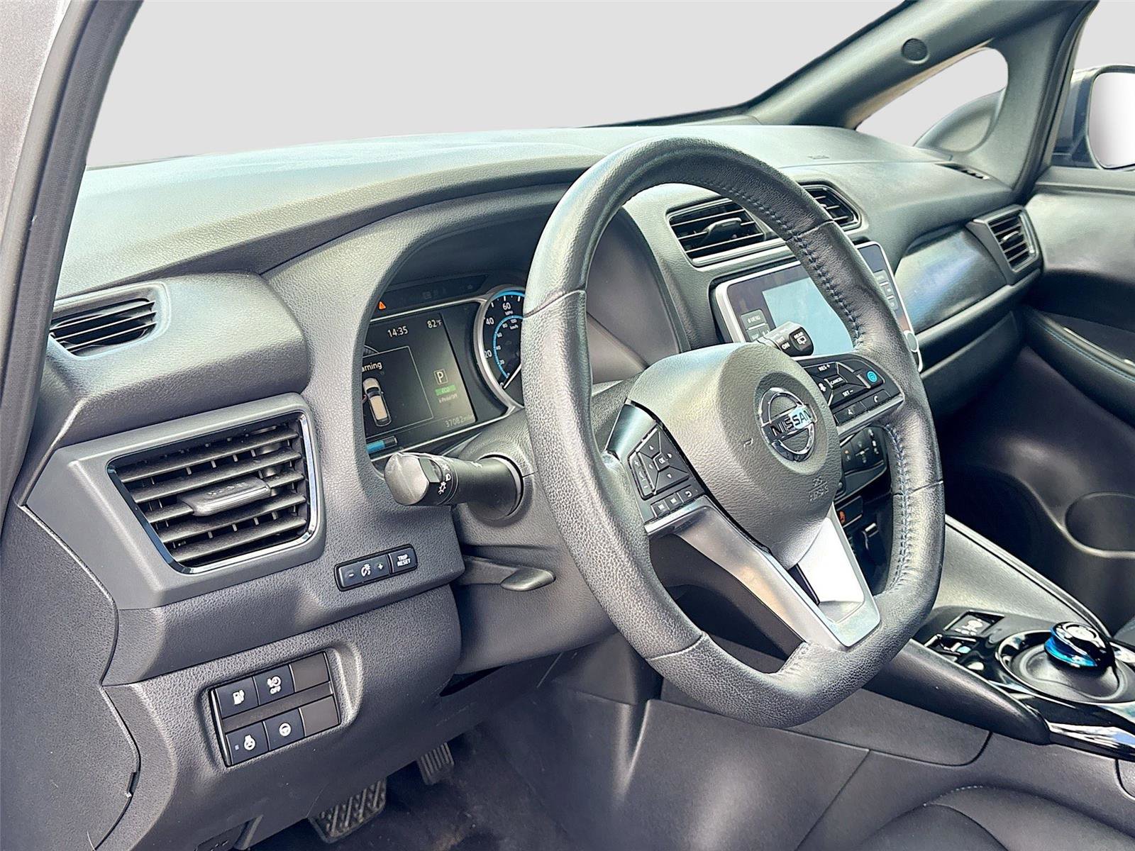 Used 2022 Nissan Leaf SV Plus FWD image 9