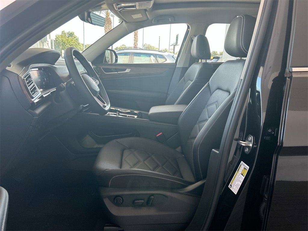 New 2026 Volkswagen Atlas SE image 10