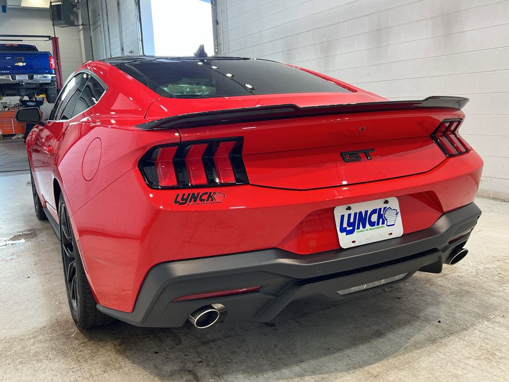 Used 2024 Ford Mustang GT Premium image 38