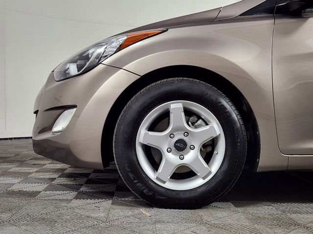 Used 2012 Hyundai Elantra Limited w/ Technology Pkg 5 FWD image 9
