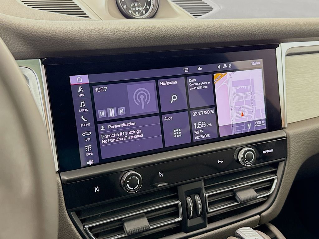 Certified 2023 Porsche Macan Turbo AWD/4WD image 18