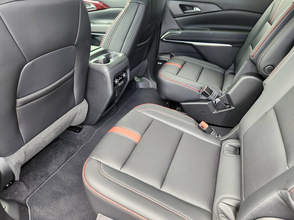New 2027 Chevrolet Traverse RS AWD/4WD image 10
