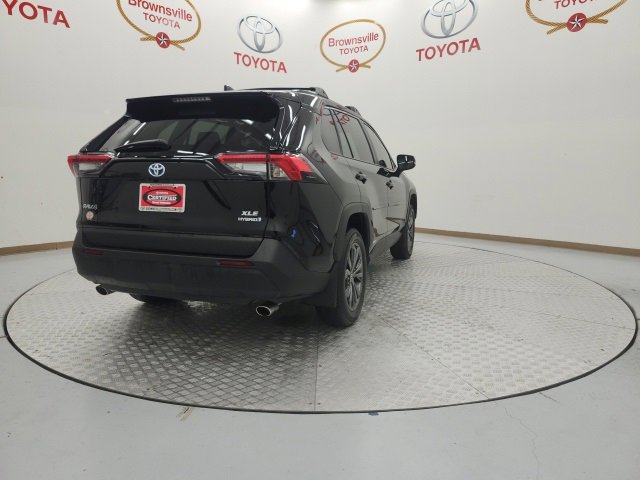 Used 2024 Toyota RAV4 XLE Premium image 8