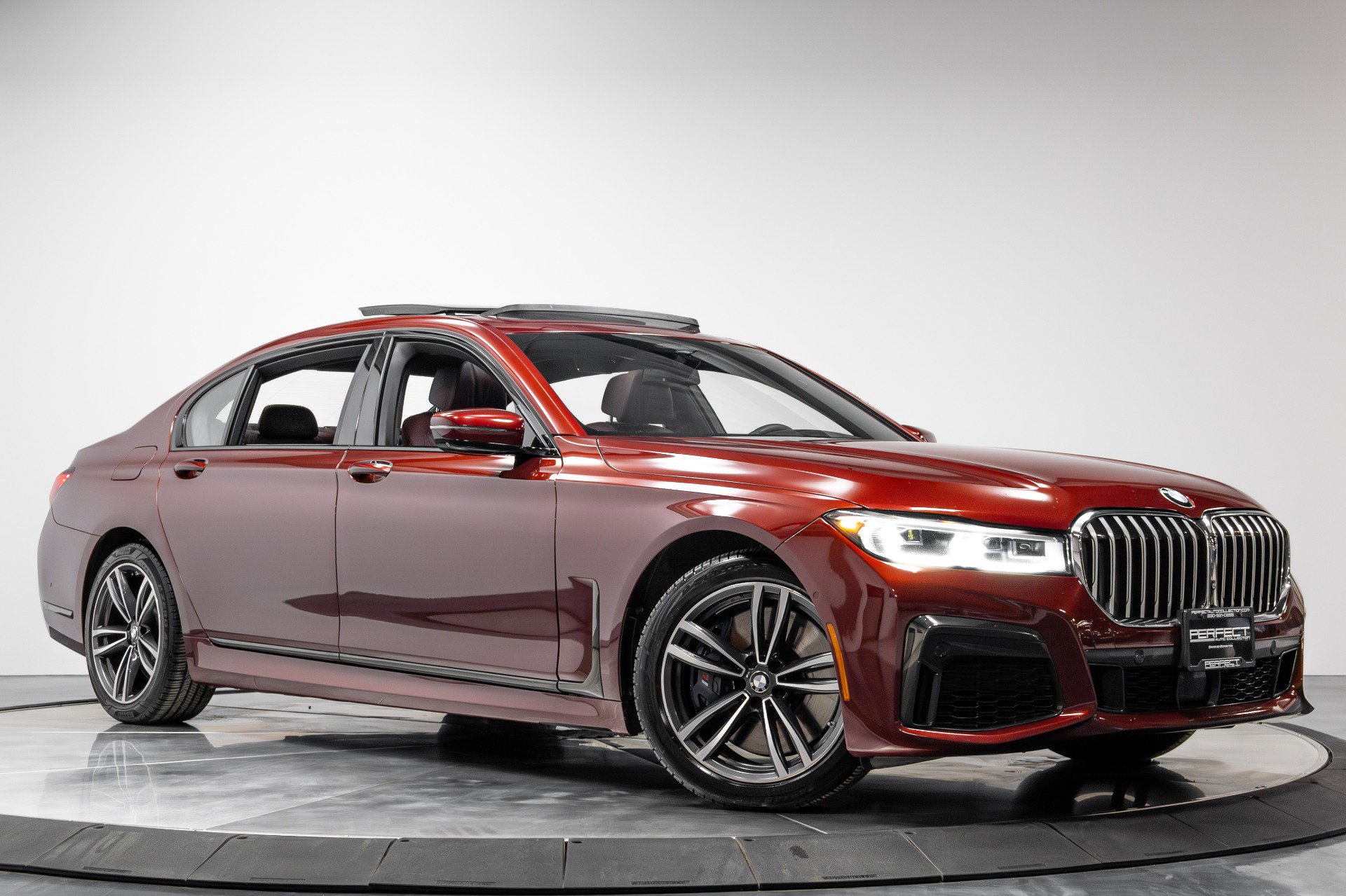 Used 2020 BMW 750i xDrive w/ Executive Package image 44