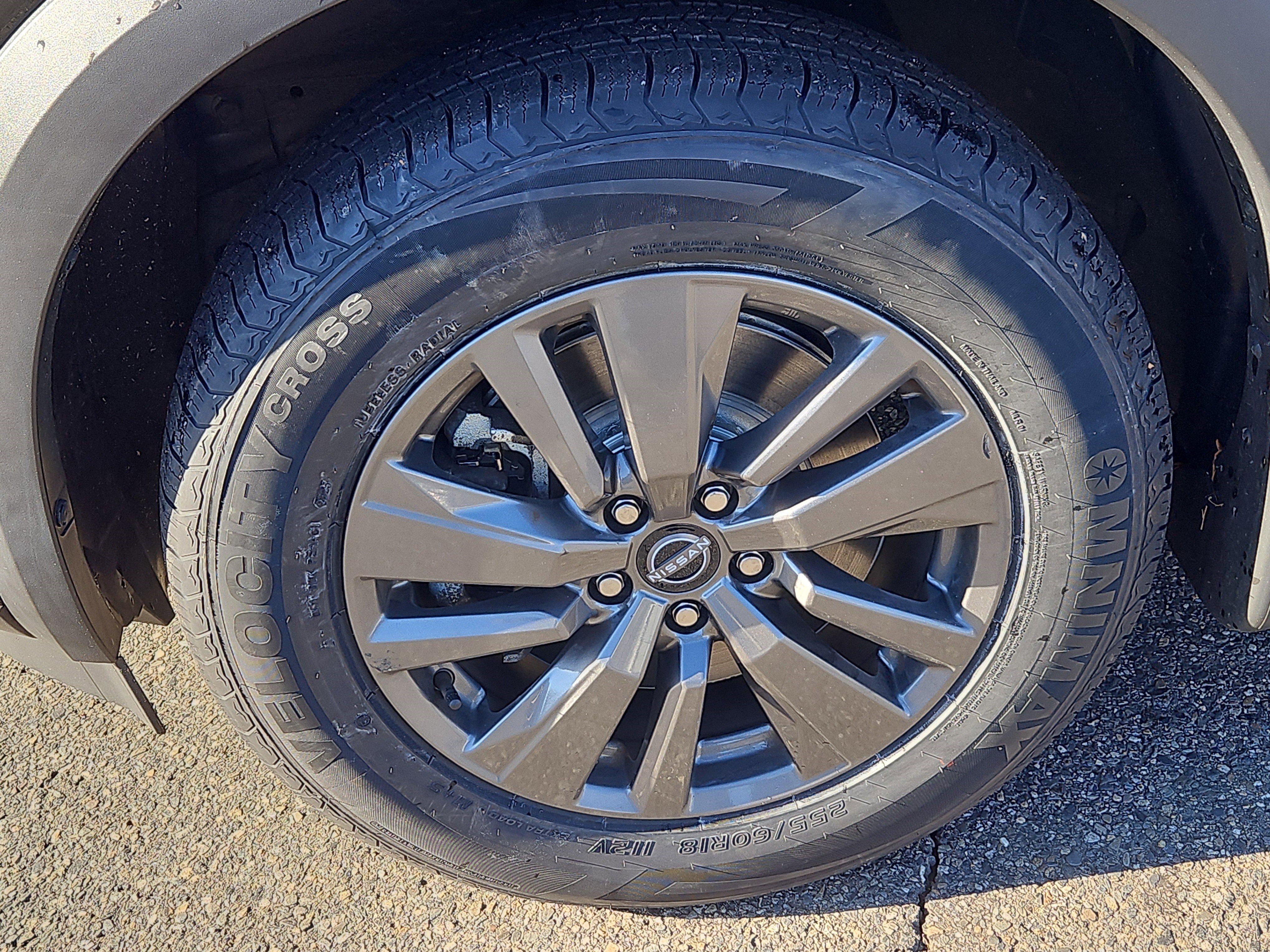 Certified 2022 Nissan Pathfinder SV image 22