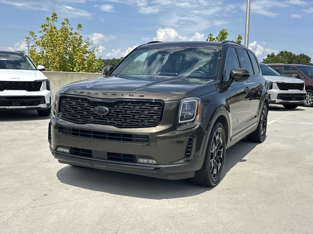 Used 2021 Kia Telluride SX w/ Nightfall Edition Package AWD/4WD image 2