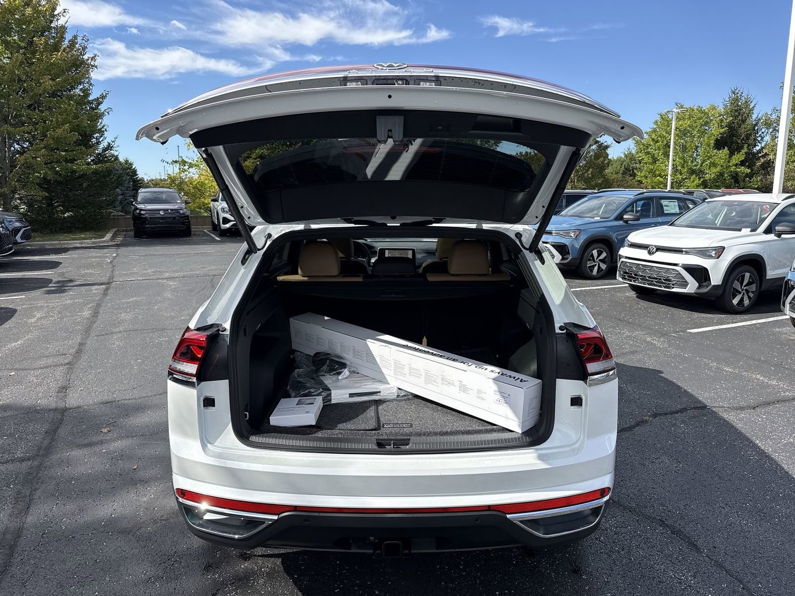 New 2026 Volkswagen Atlas Cross Sport SEL image 25