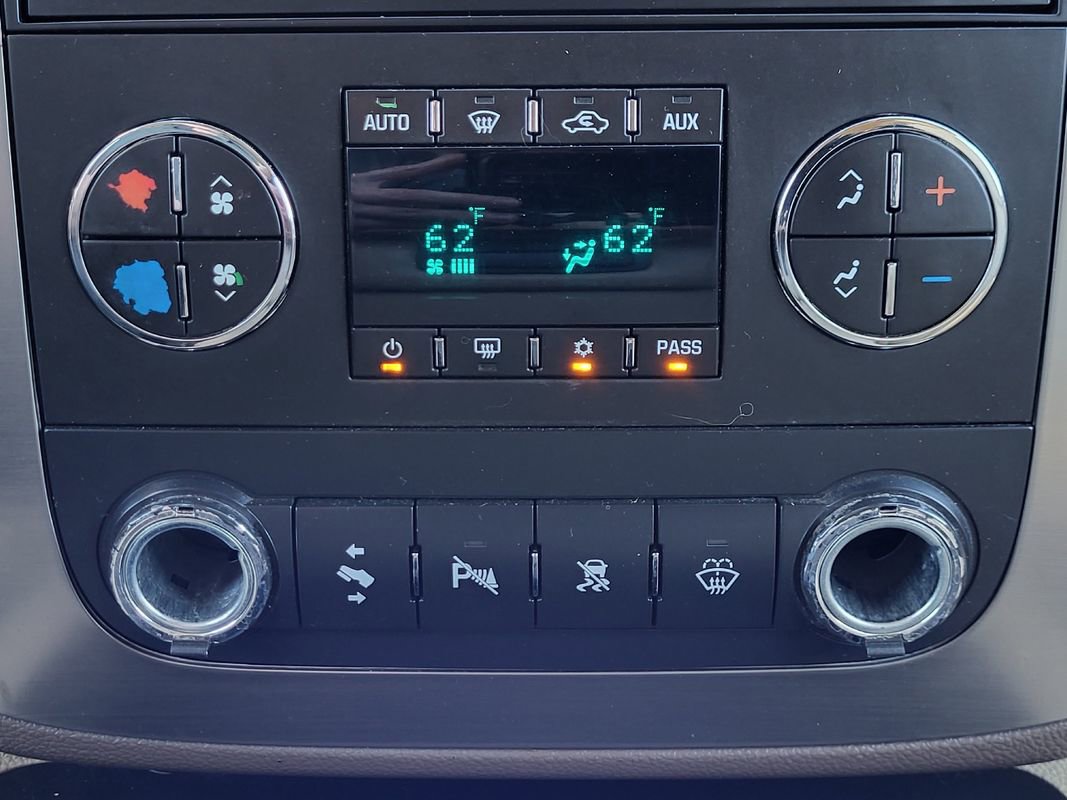 Used 2007 GMC Yukon SLT w/ SLT Preferred Equipment Group image 34