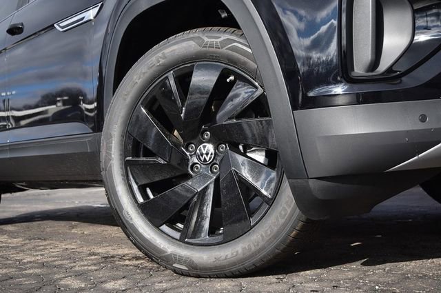 New 2026 Volkswagen Atlas Cross Sport SE image 3