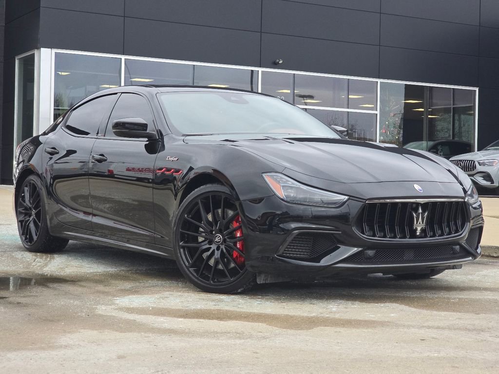 Used 2021 Maserati Ghibli Trofeo image 1
