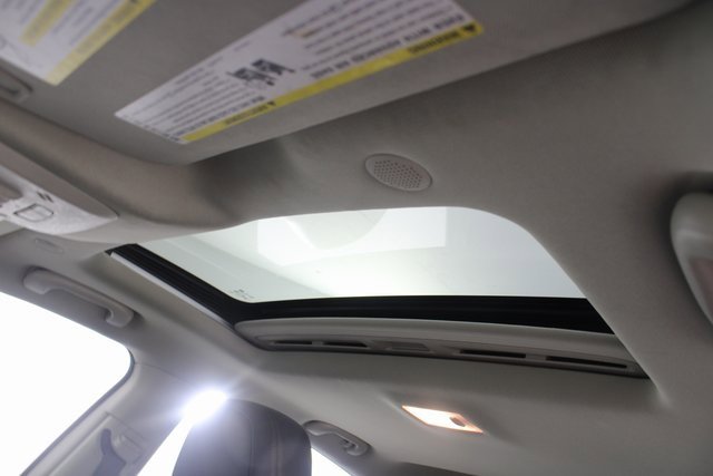 Used 2017 Buick Encore Premium w/ Experience Buick Package image 11