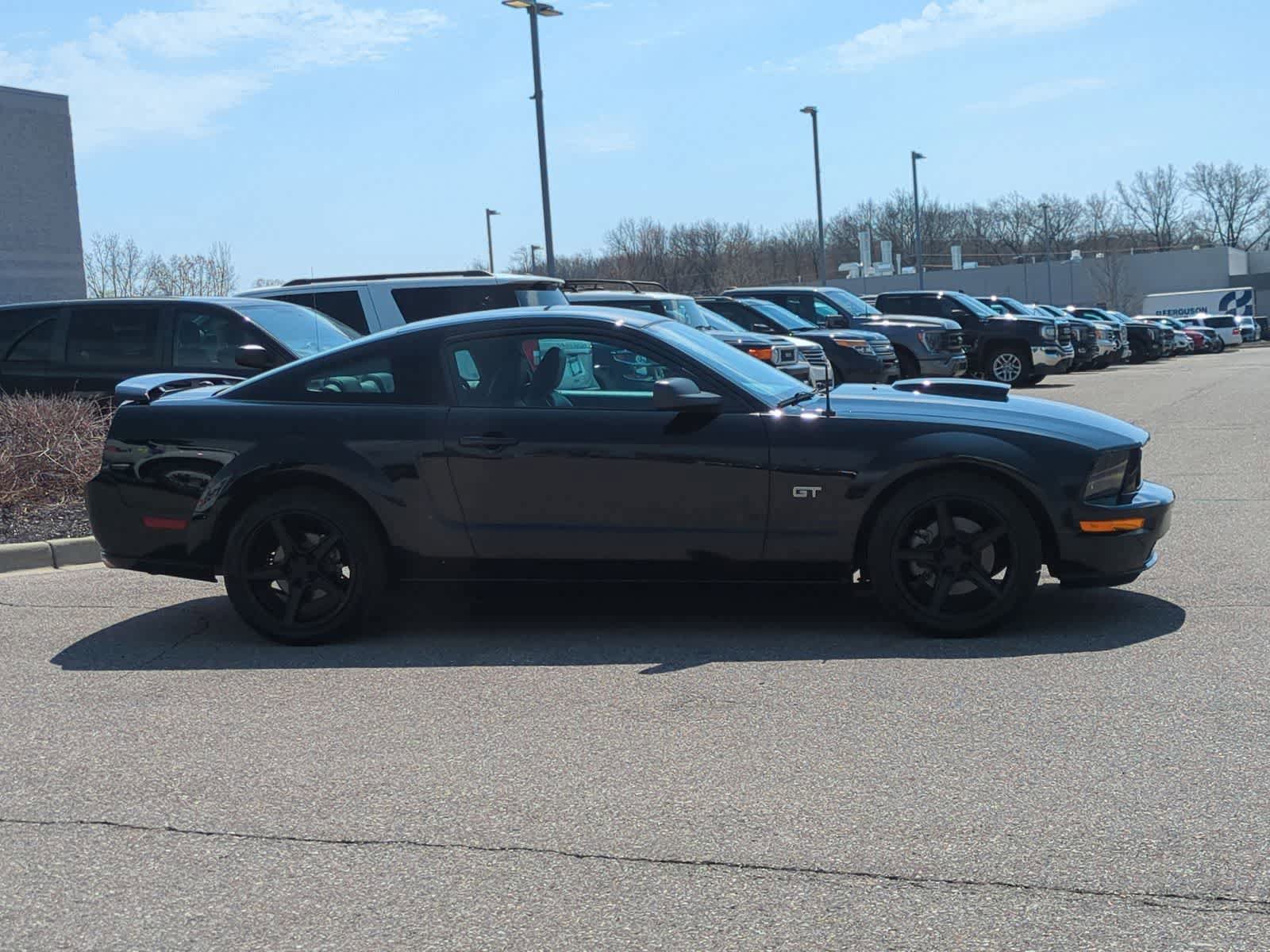 Used 2008 Ford Mustang GT Premium RWD image 9