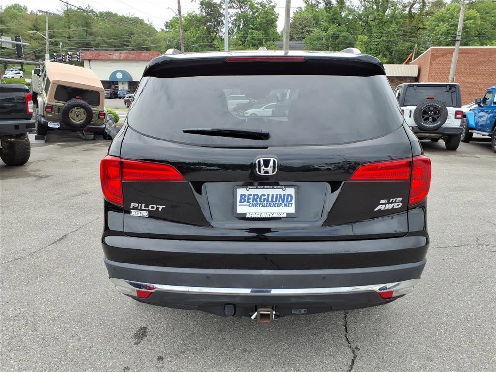 Used 2017 Honda Pilot Elite image 5