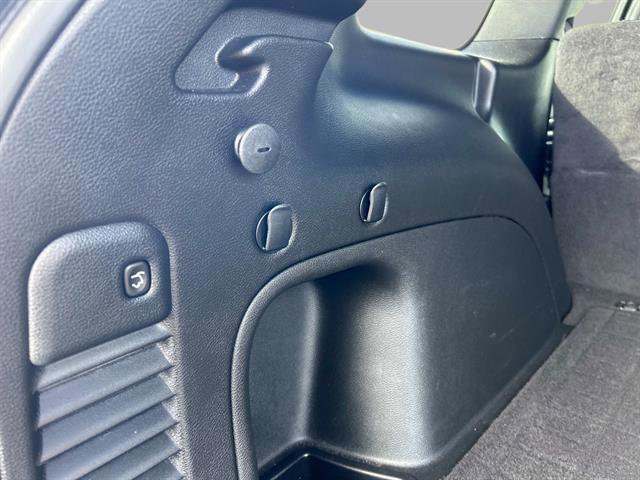 Certified 2022 Jeep Grand Cherokee Laredo X image 13