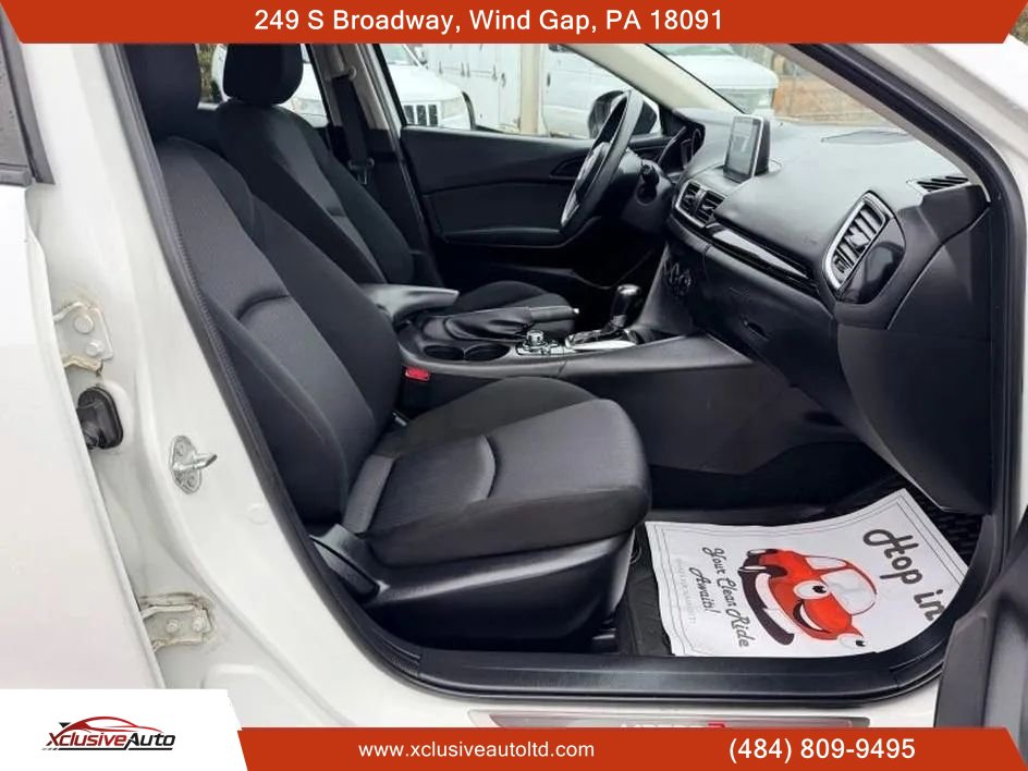 Used 2015 MAZDA MAZDA3 i Sport FWD image 11
