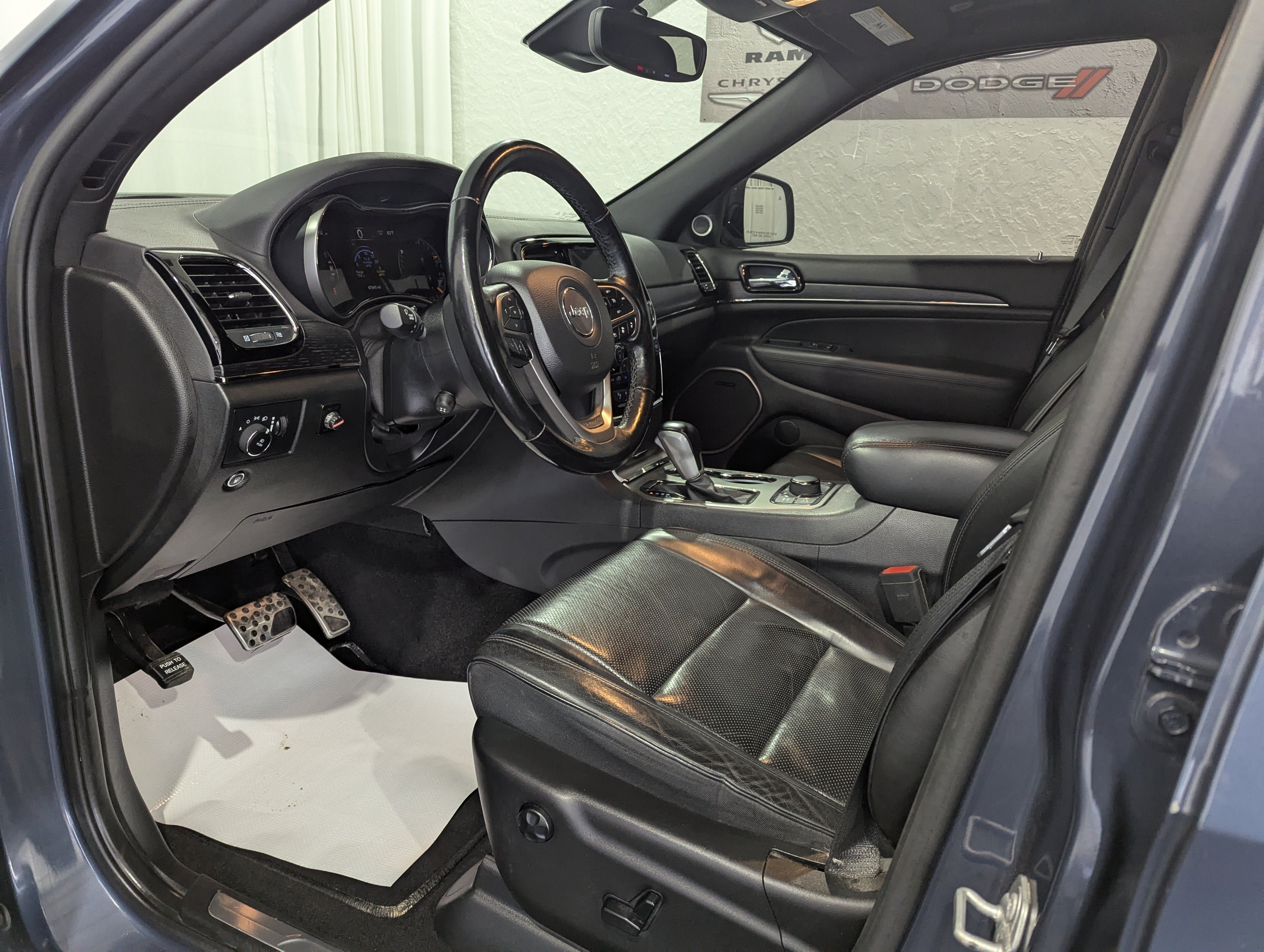 Used 2021 Jeep Grand Cherokee High Altitude AWD/4WD image 15