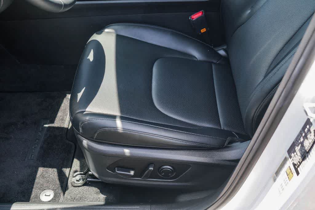 Certified 2025 Kia Sportage EX FWD image 20