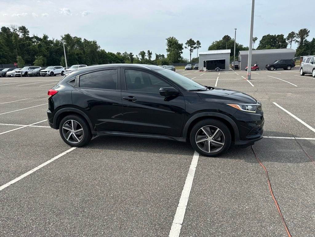 Used 2022 Honda HR-V EX image 3