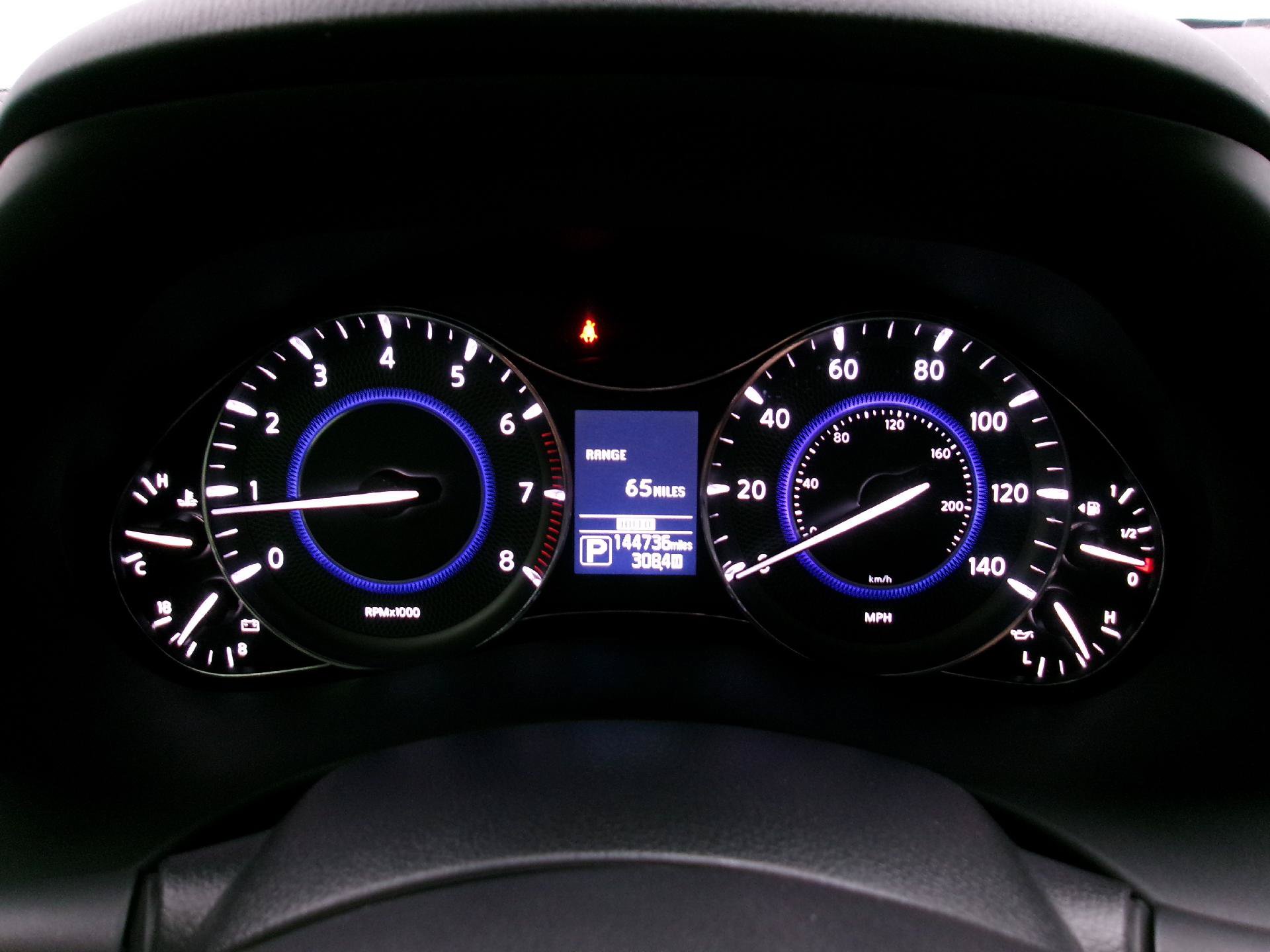 Used 2016 INFINITI QX80 4WD w/ Deluxe Technology Package image 10