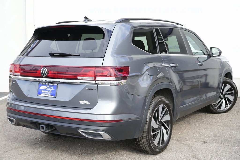 Used 2024 Volkswagen Atlas SE image 3