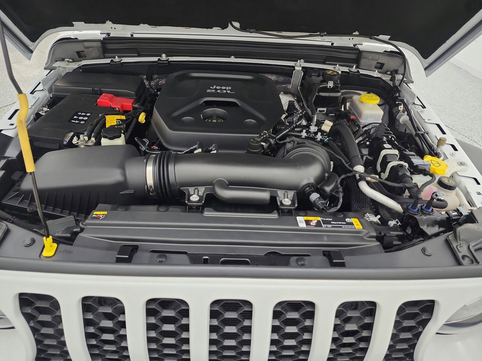 Used 2024 Jeep Wrangler Sport S image 15