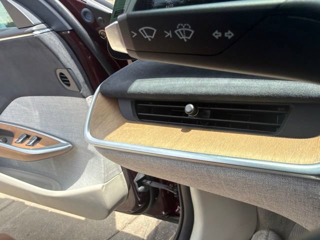 Used 2022 Lucid Air Grand Touring AWD/4WD image 23