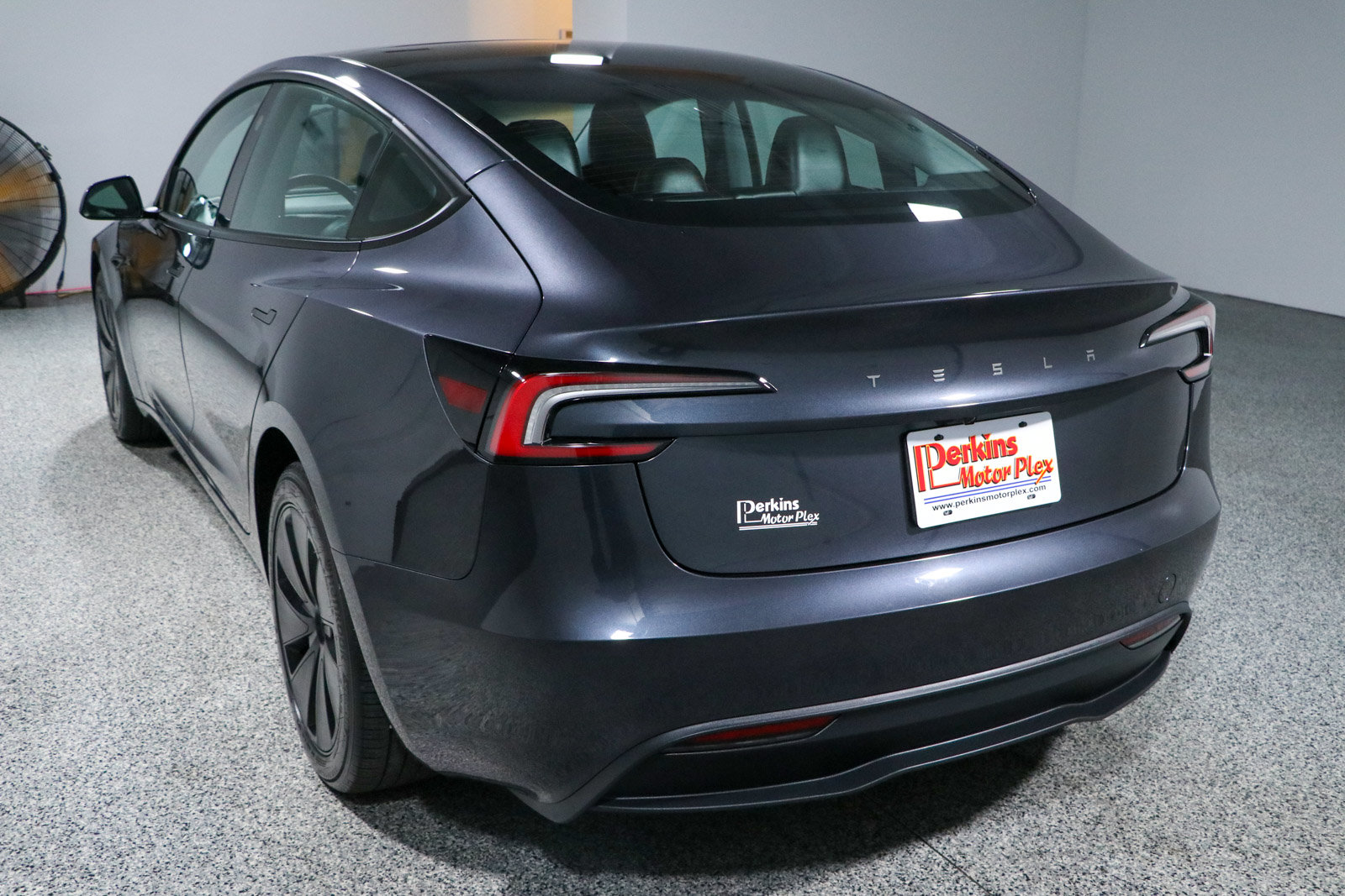 Used 2025 Tesla Model 3 Long Range RWD image 9