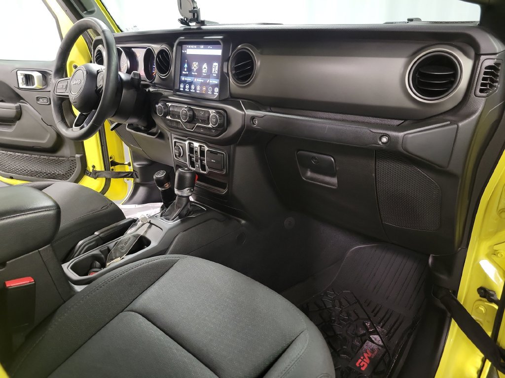 Used 2023 Jeep Gladiator Sport AWD/4WD image 32