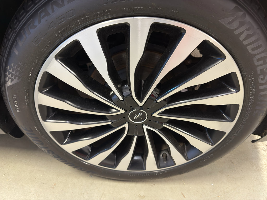 Used 2018 Lincoln Continental Black Label AWD/4WD image 34