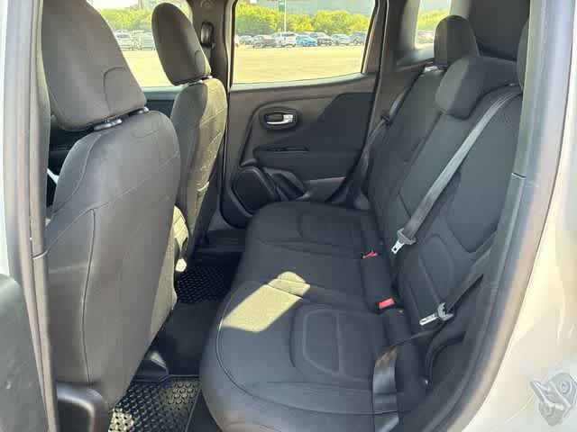 Used 2019 Jeep Renegade Latitude w/ Cold Weather Group AWD/4WD image 19
