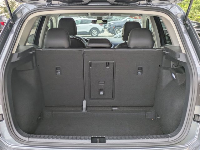 Used 2024 Volkswagen Taos SE image 23