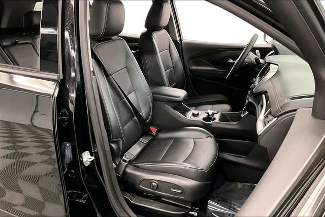 Used 2023 GMC Terrain SLT w/ Elevation Edition FWD image 8