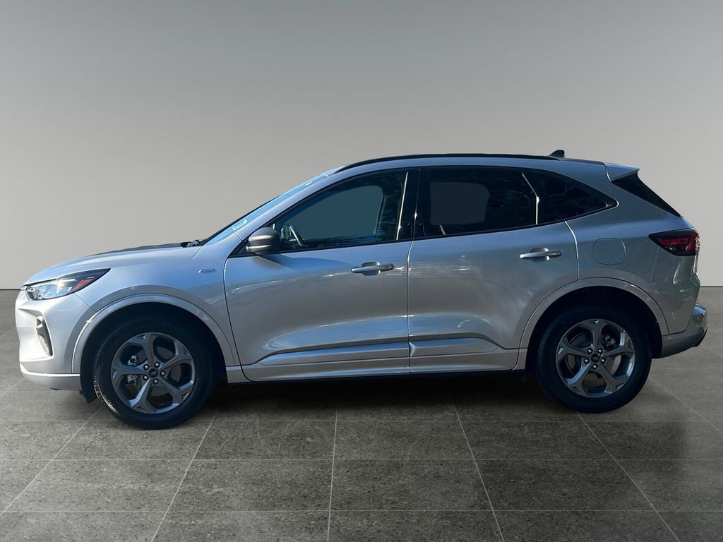 Used 2023 Ford Escape ST-Line w/ Tech Pack #1 image 5