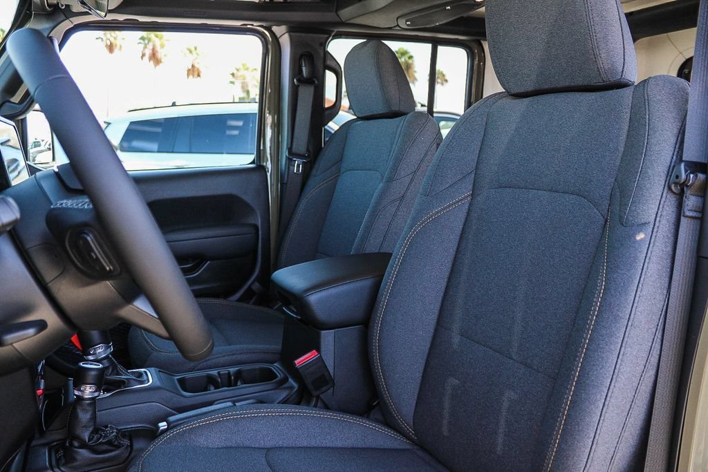 New 2026 Jeep Wrangler Unlimited Sport AWD/4WD image 18
