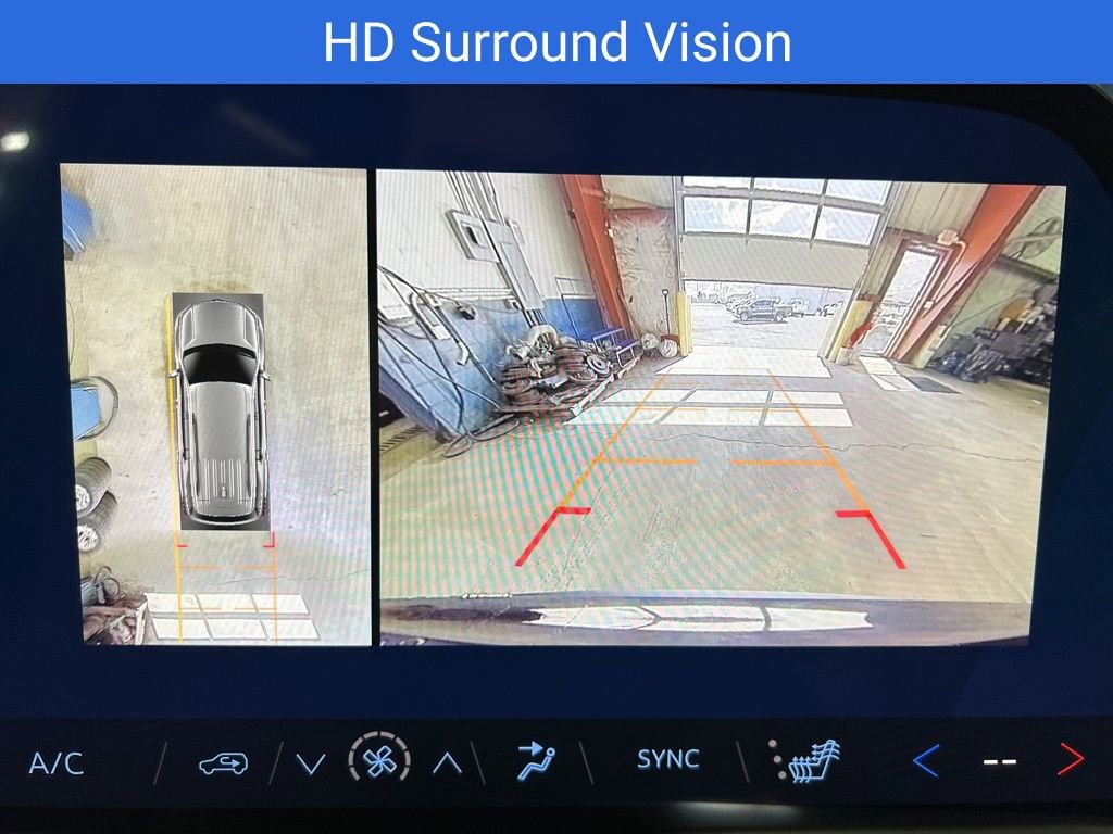 New 2026 Chevrolet Traverse LT w/ Driver Confidence Package image 4