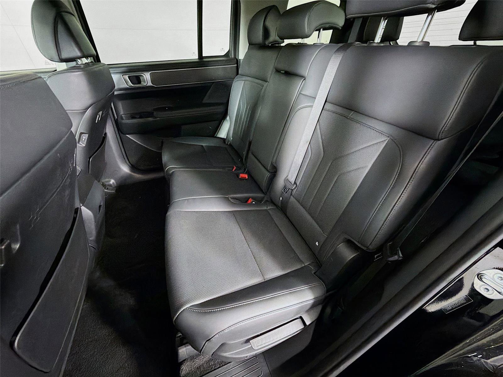 Used 2025 Hyundai Santa Fe XRT AWD/4WD image 23