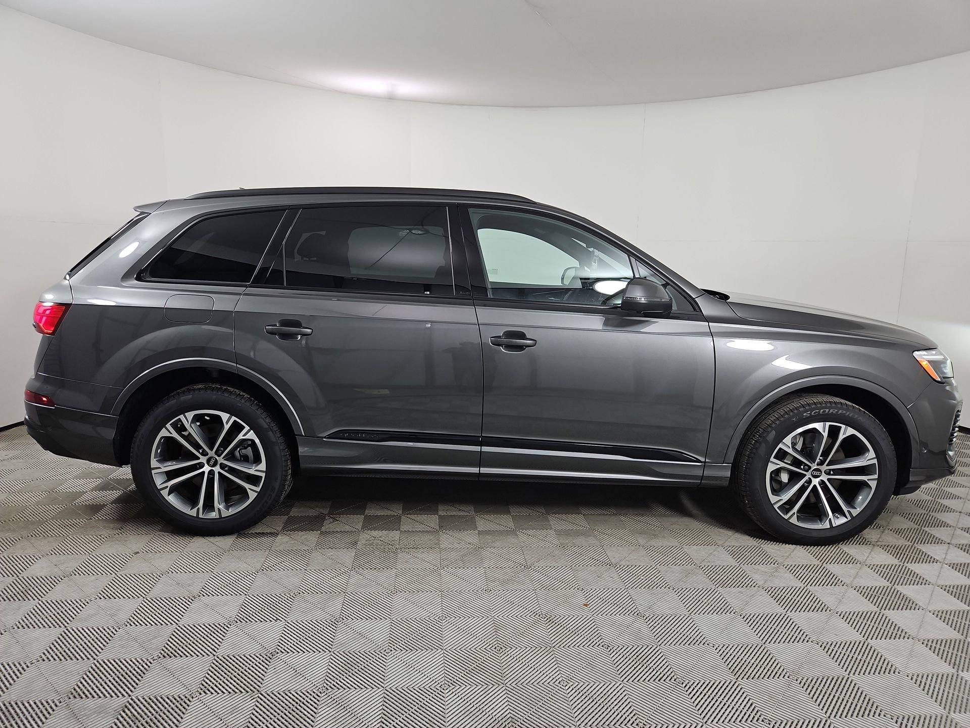 New 2026 Audi Q7 2.0T Premium image 8