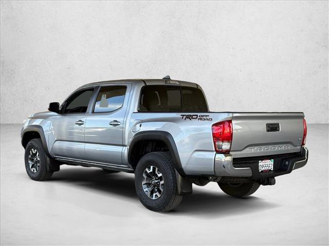 Used 2017 Toyota Tacoma TRD Off-Road w/ Tow Package image 8